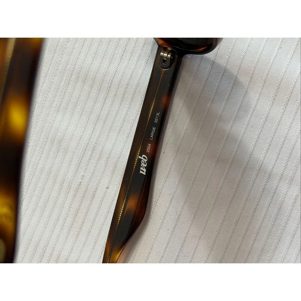 Web tortoise sunglasses