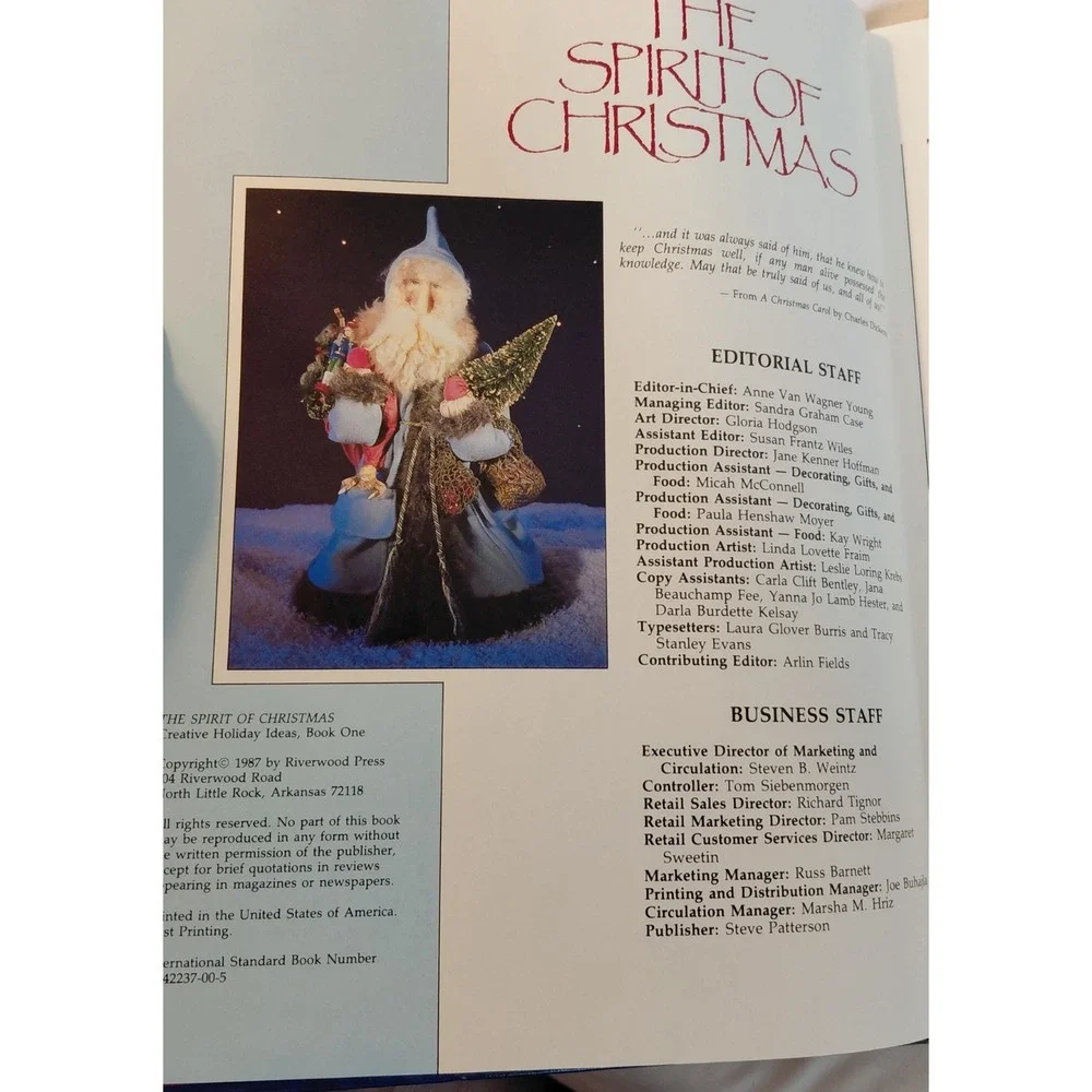 Leisure Arts The Spirit of Christmas Lot of 5 Books 1 2 6 7 + Cookbook HC