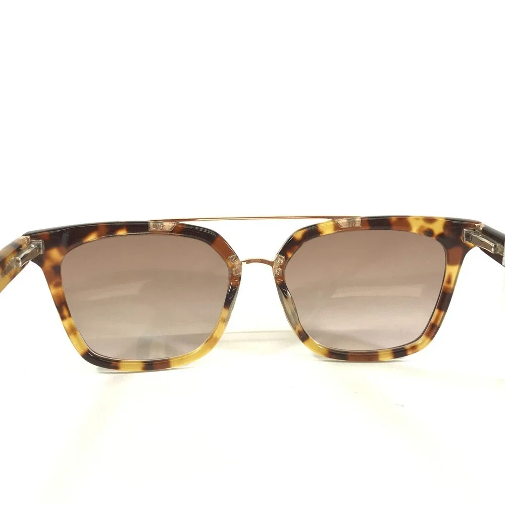 Lilly Pulitzer lenses are