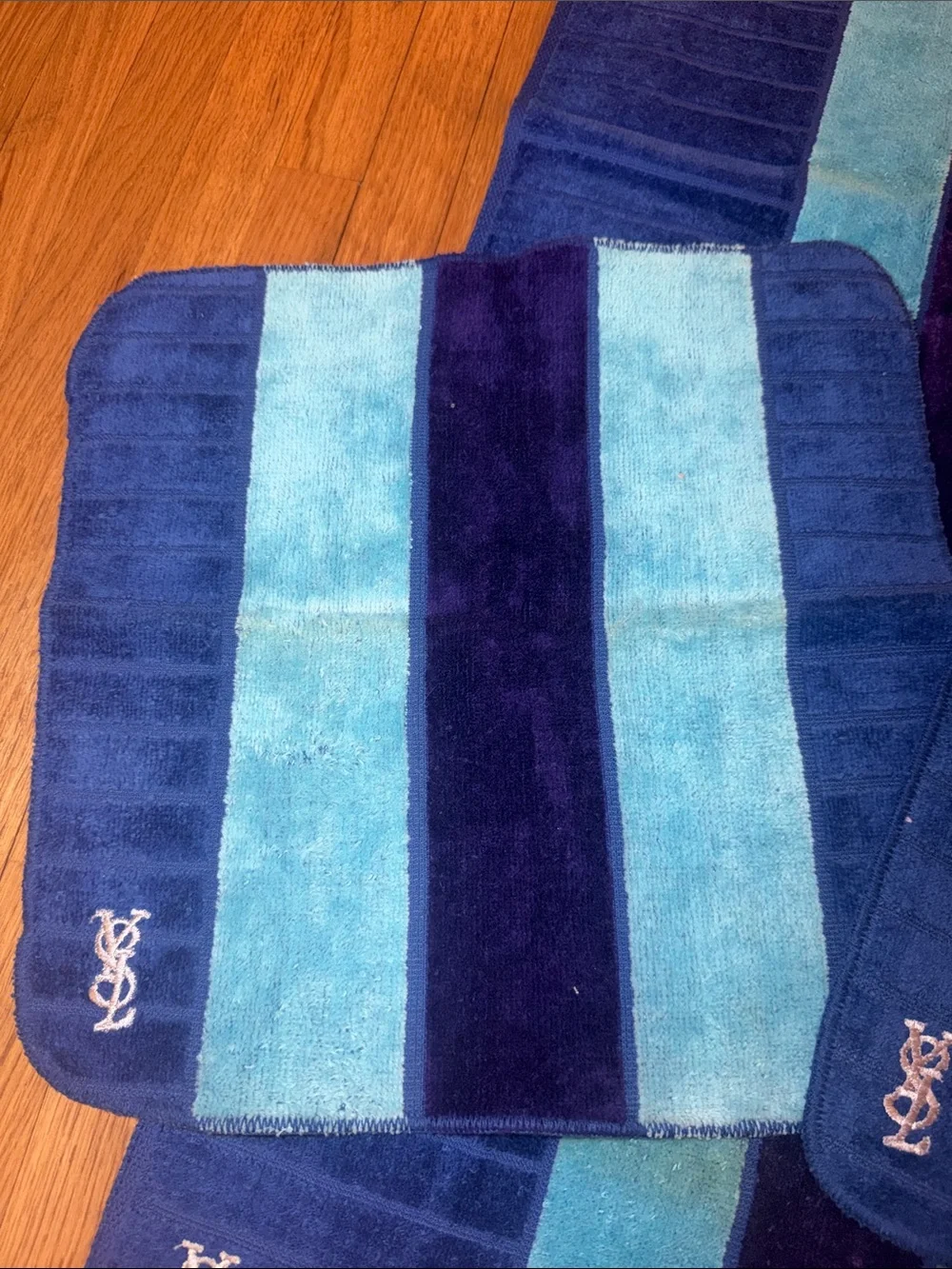 Vintage YSL fieldcrest blue & purple towels 2 hand towels & 2 wash cloths