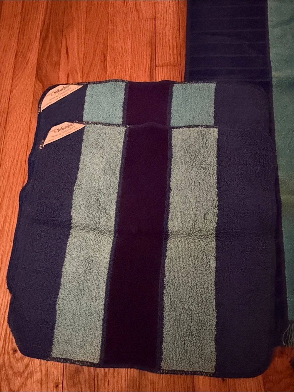 Vintage YSL fieldcrest blue & purple towels 2 hand towels & 2 wash cloths