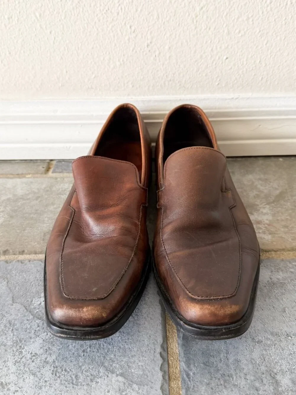 Hugo Boss Brown Leather Loafers Mens 9 Slip On Square Toe Dress Shoes