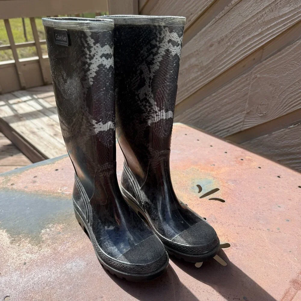 Vintage Calvin Klein Black & Clear Snakeskin Pull-On Rain Boots