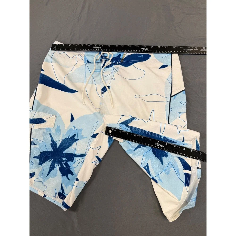 Siberian Sib.Scape Mens 36 Blue White Floral Ripstop Board Shorts (Sz 46 Brazil)