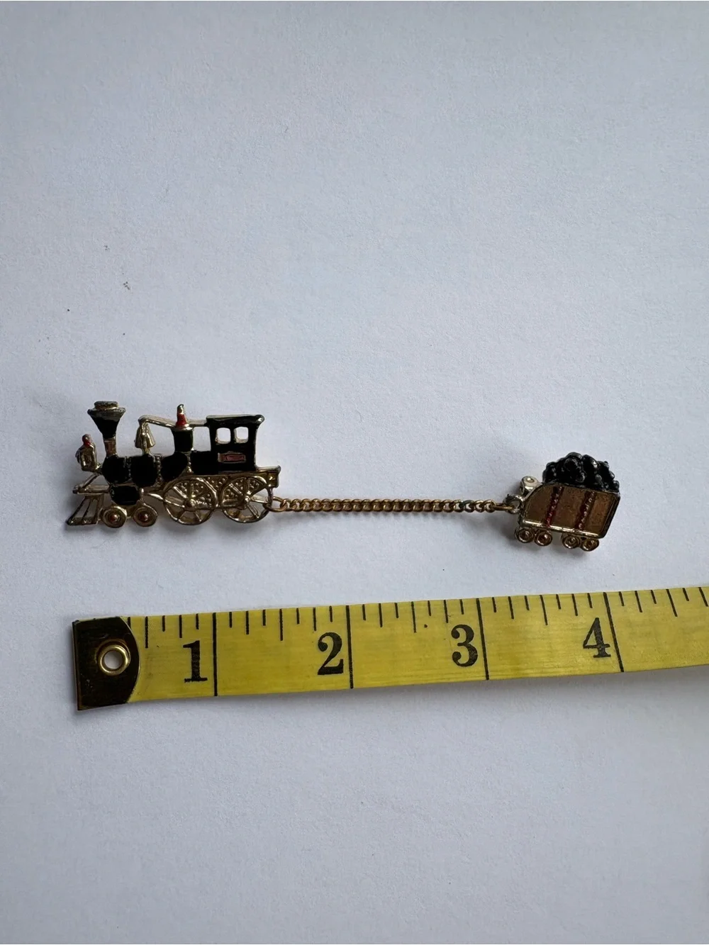 Vintage Gold Tone Steam‎ Locomotive Train Wagon Collectible Brooch Lapel Pin