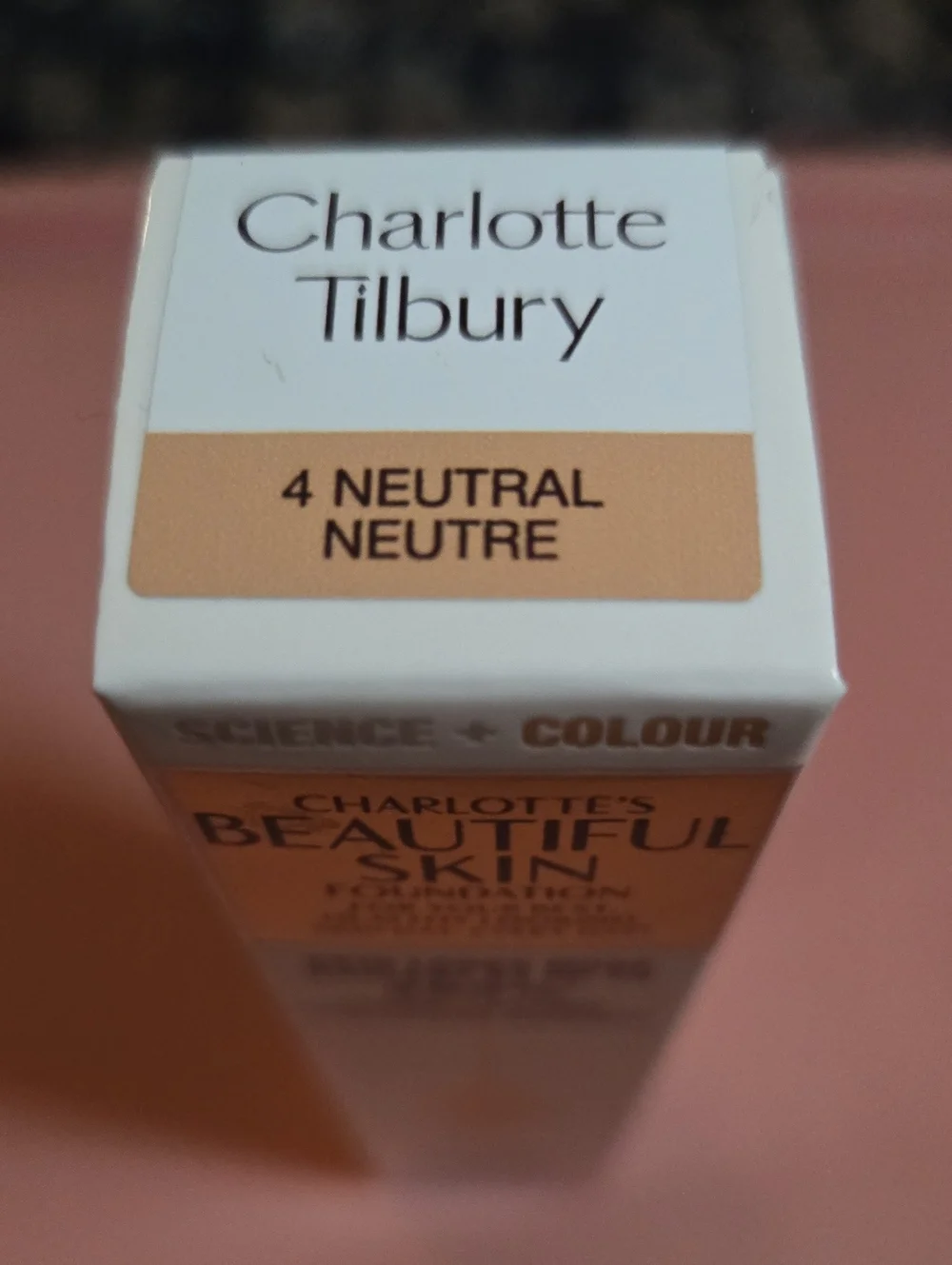 CARLOTTE TILBURY Beautiful Skin Medium Coverage Liquid Foundation