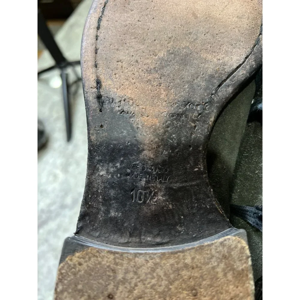 To Boot features 	•