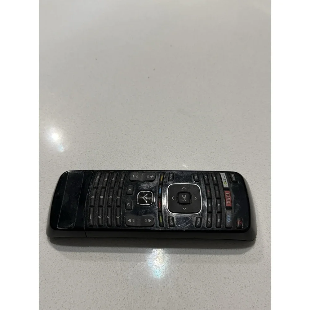 Vizio original xrt300