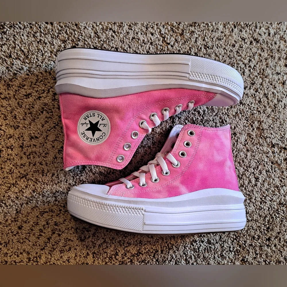 Converse stylish pink