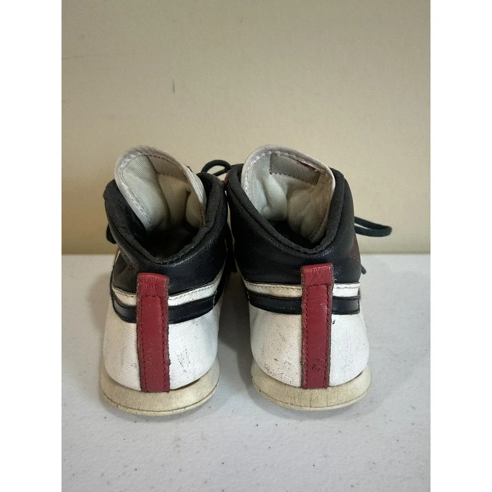 Nike seen size wear