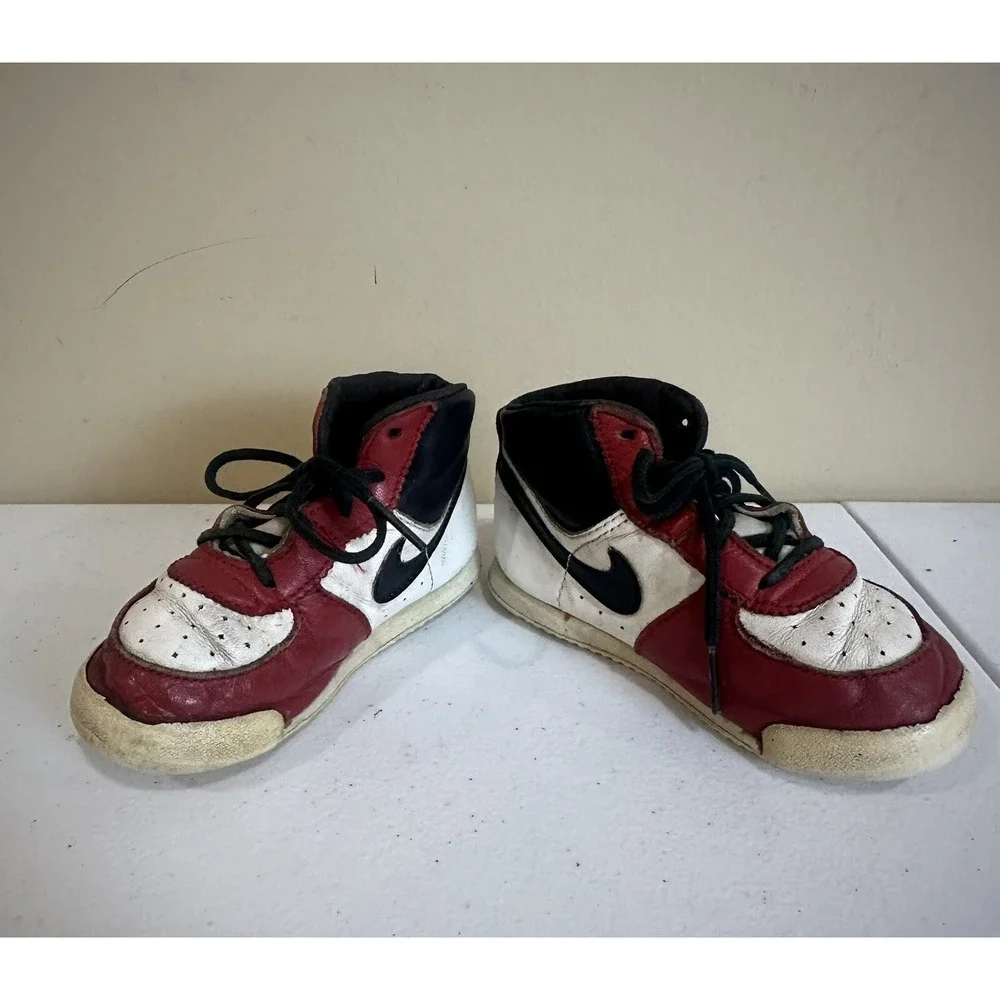 Nike seen 850810pd wear