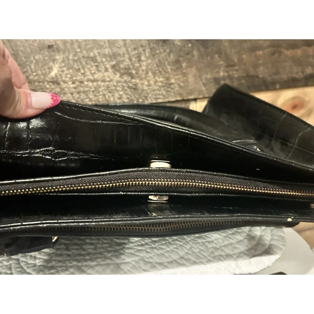 Liz Claiborne liz claiborne