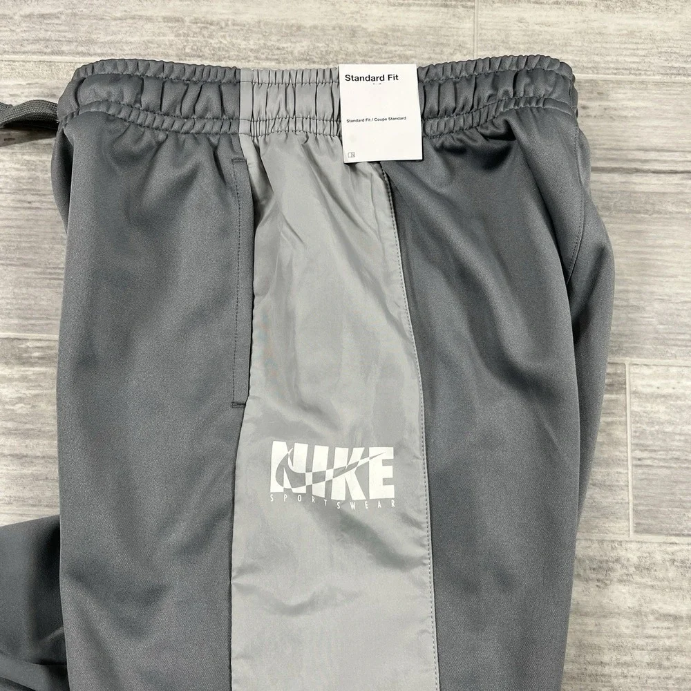 Nike sportswear kids