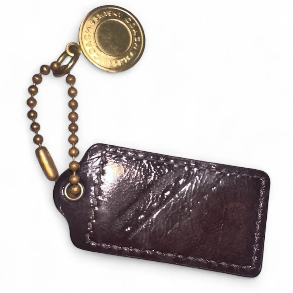Coach hang tag