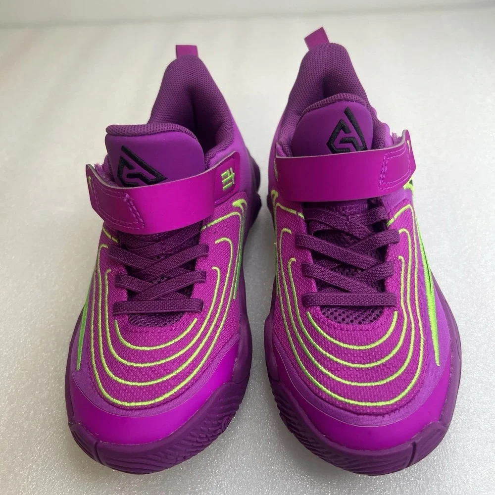 Nike giannis kids