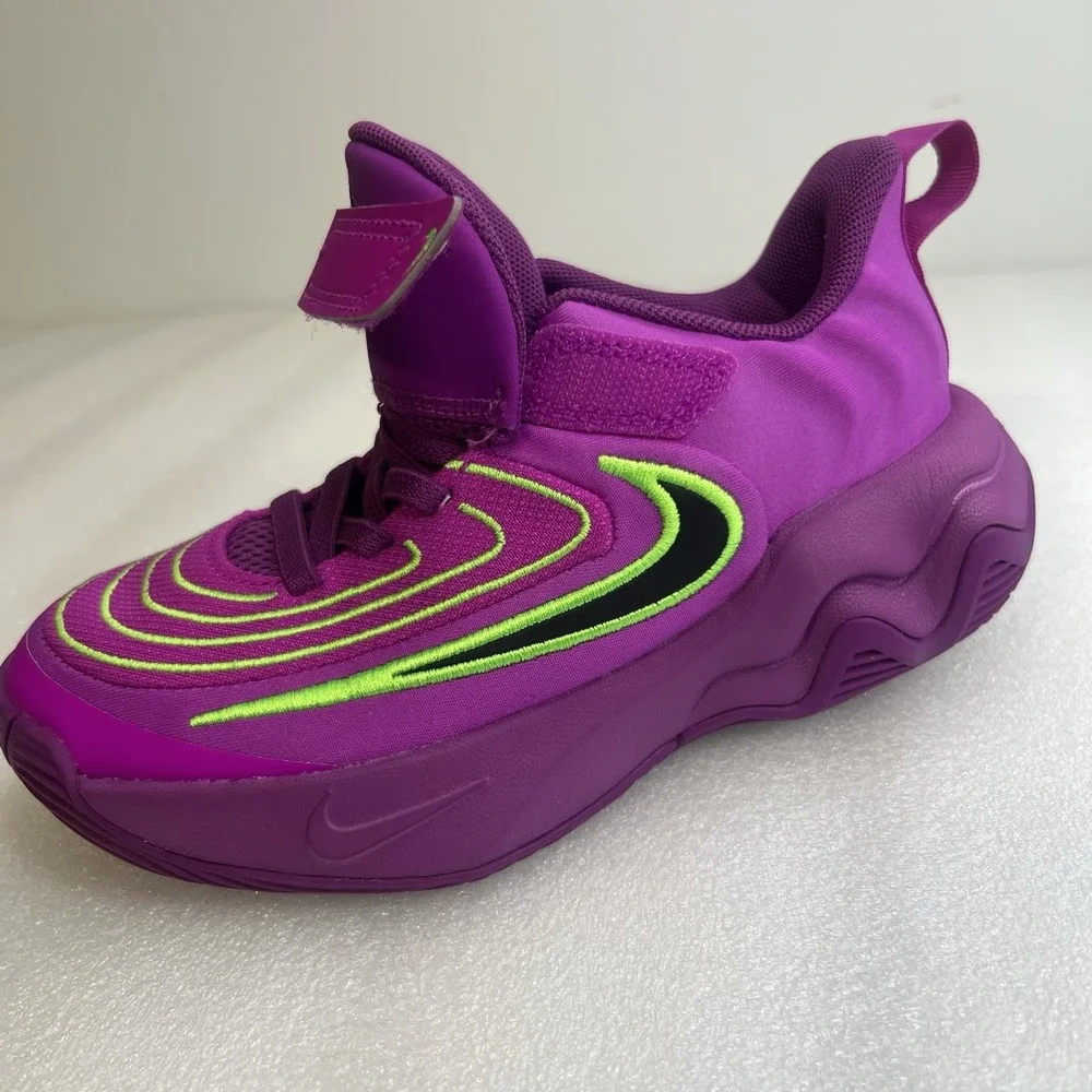 Nike giannis kids
