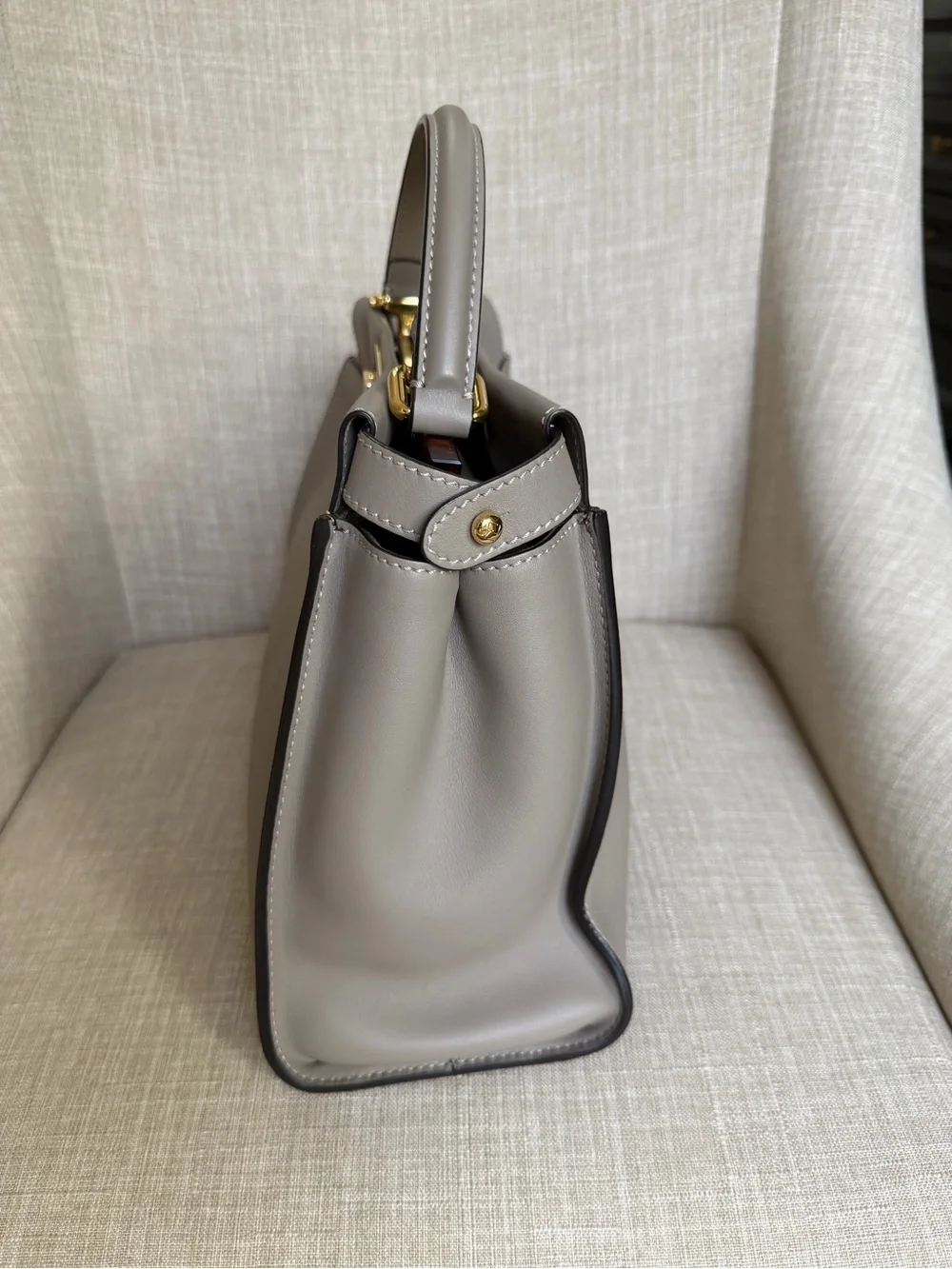 Fendi elegant dove