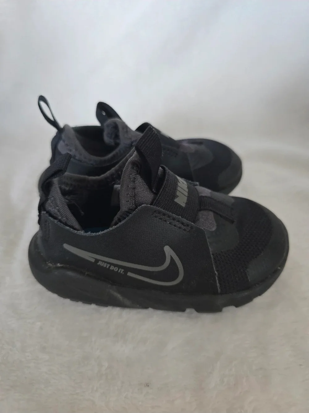 Nike sneakers sporty