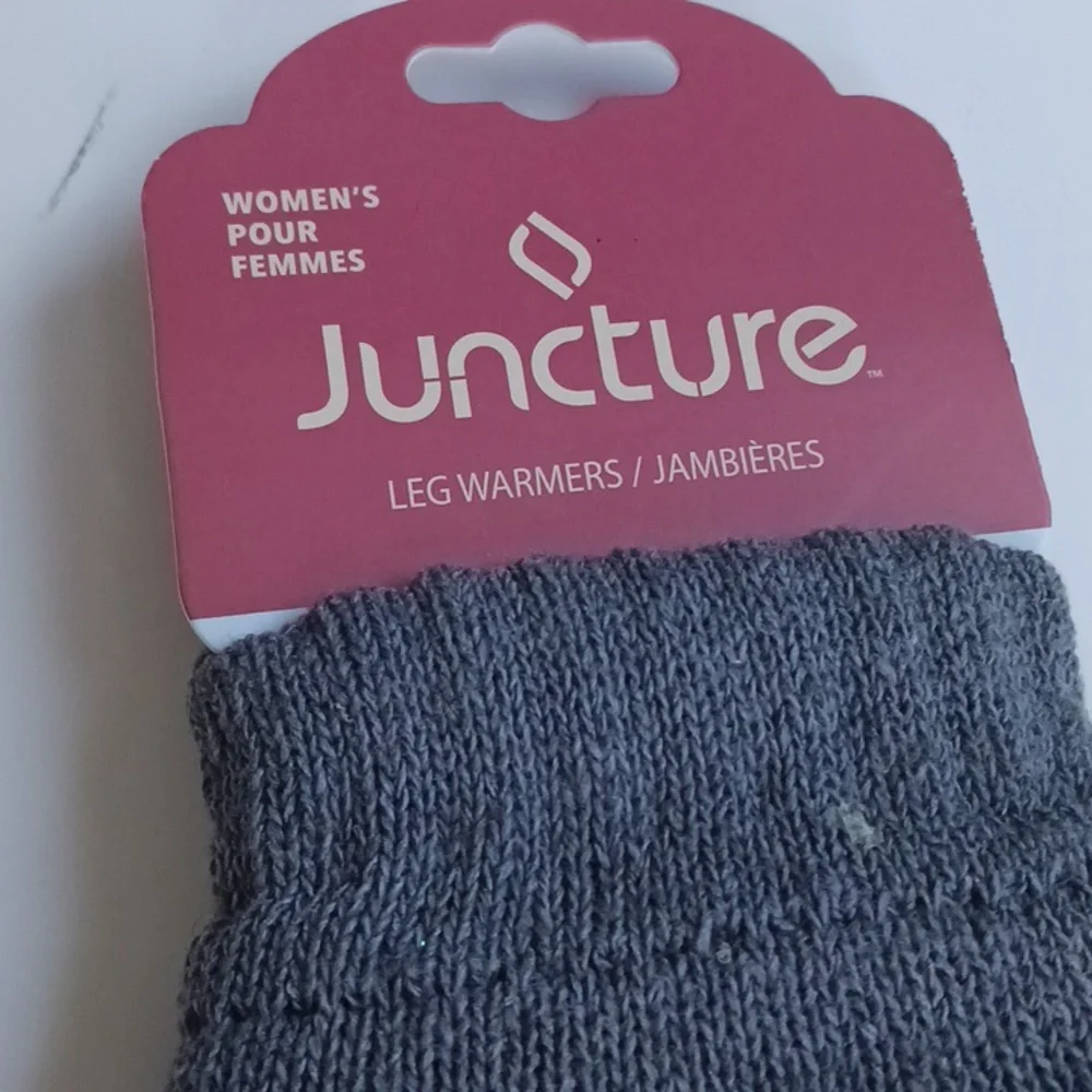 Juncture leg warmers
