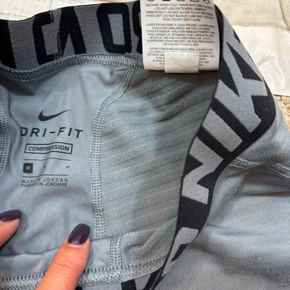 Nike Pro Big Boys‎ Compression Training Tights Grey Size Youth Medium