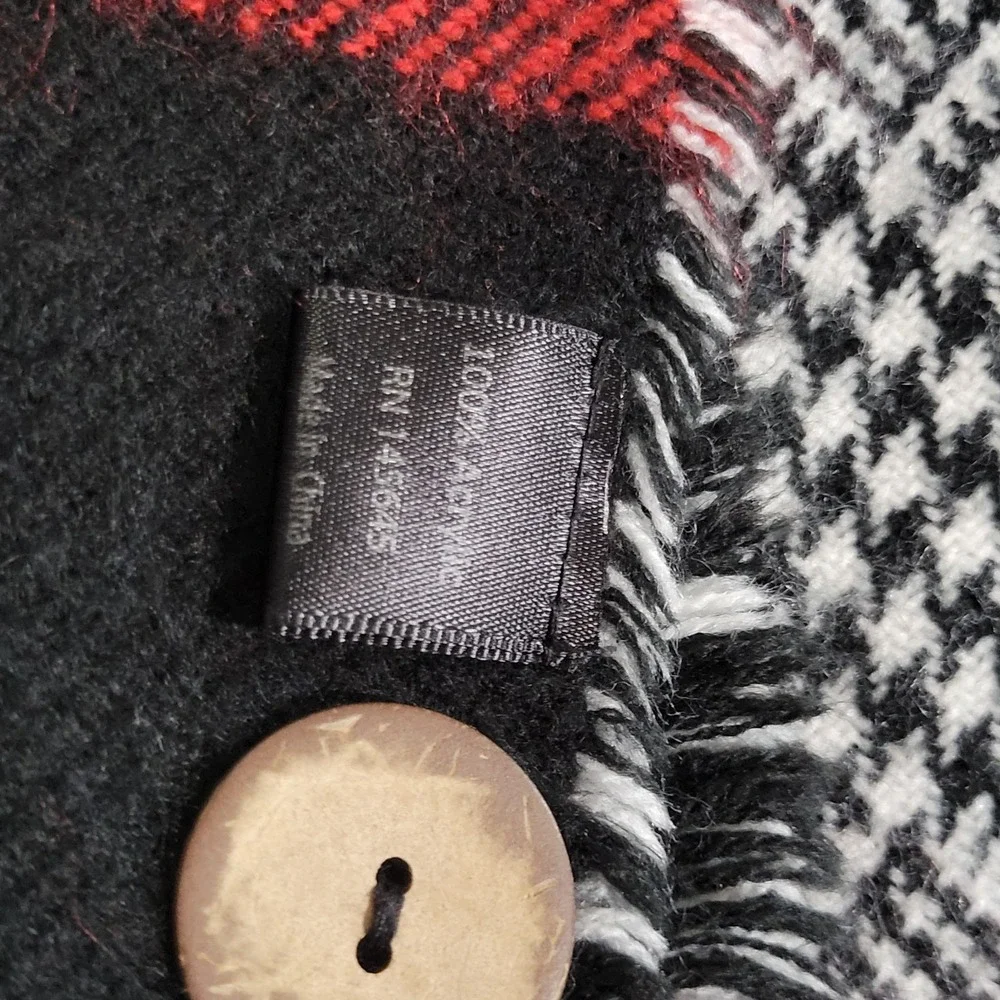 The Unbranded Brand unbranded shawl
