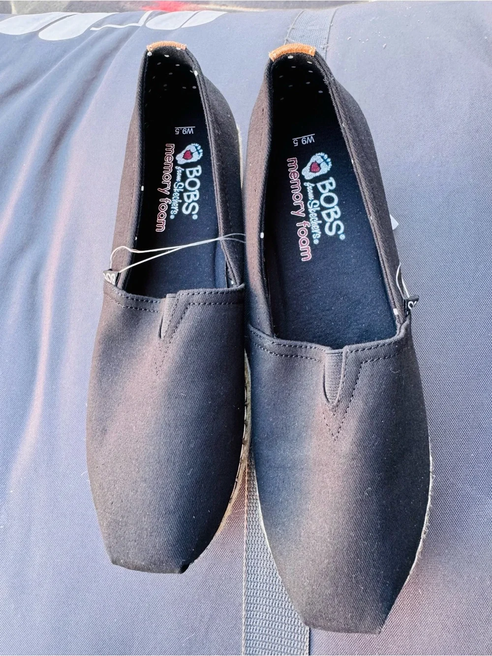Skechers casual slip
