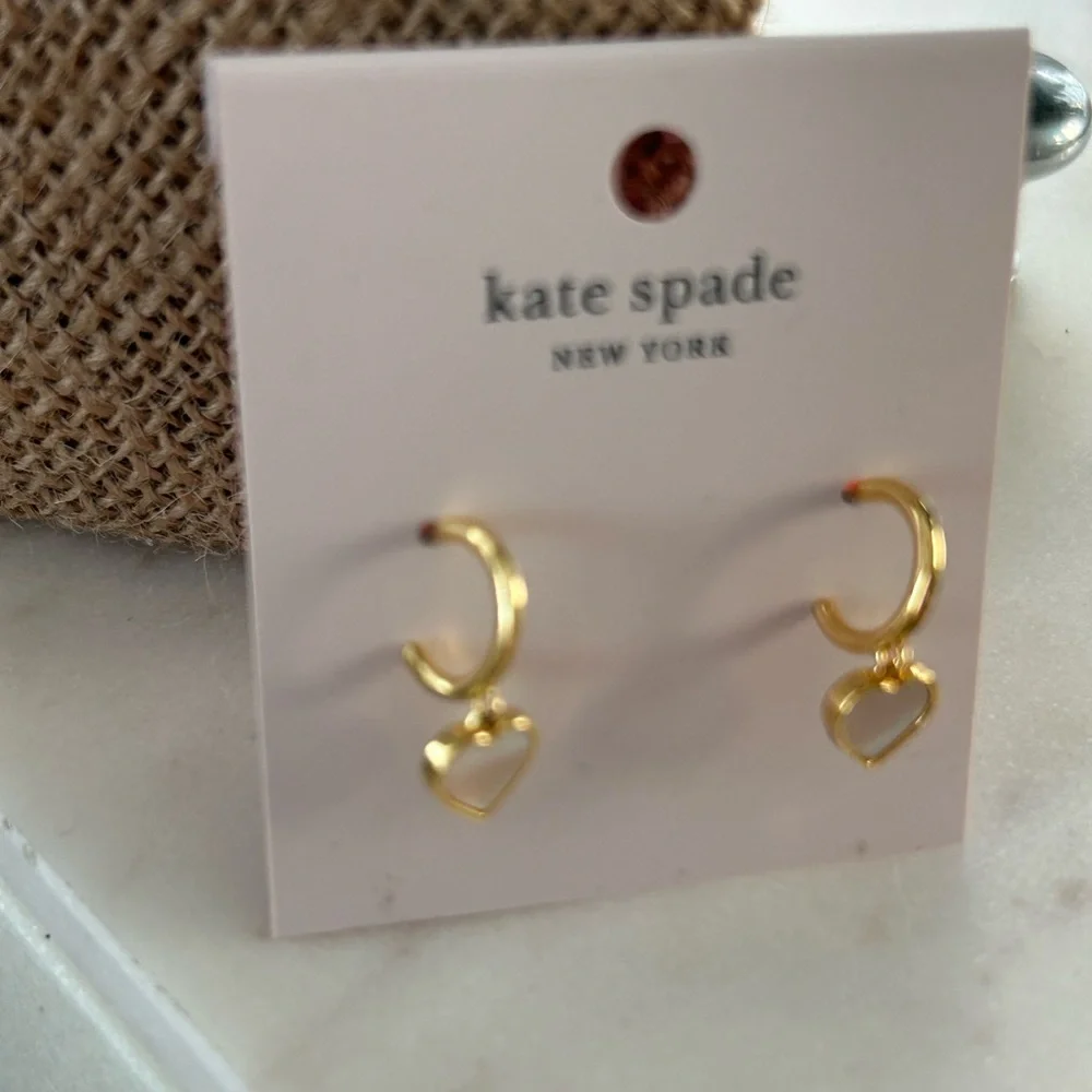 kate spade nwot ships