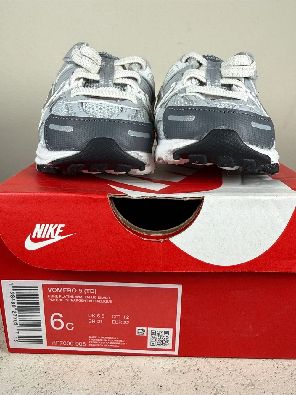 Nike lightweight breathable