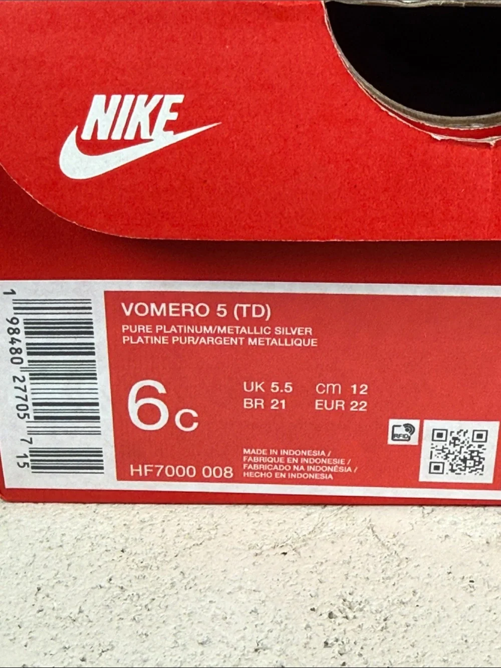 Nike lightweight breathable