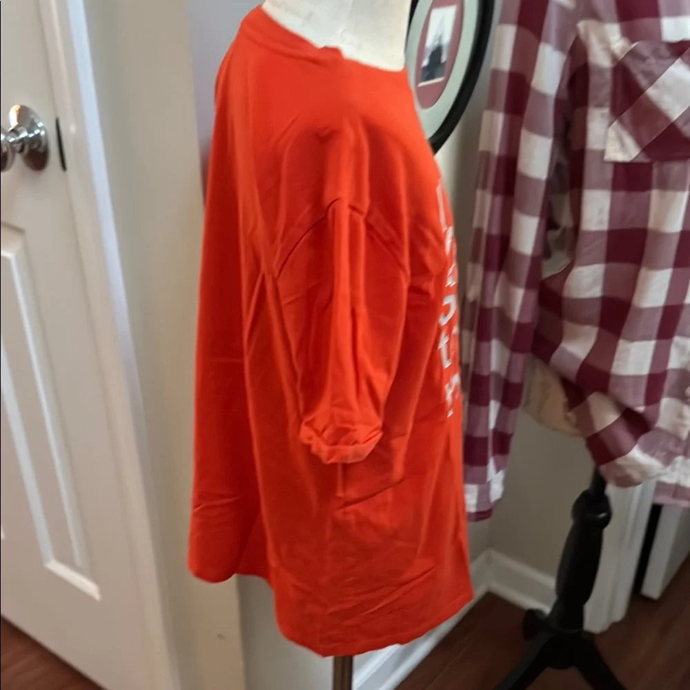 GAP bright orange