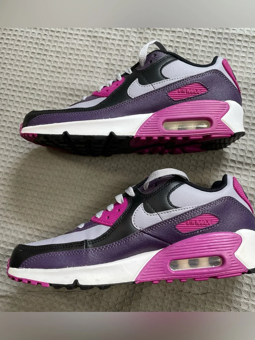 Nike fuchsia 5y excellent