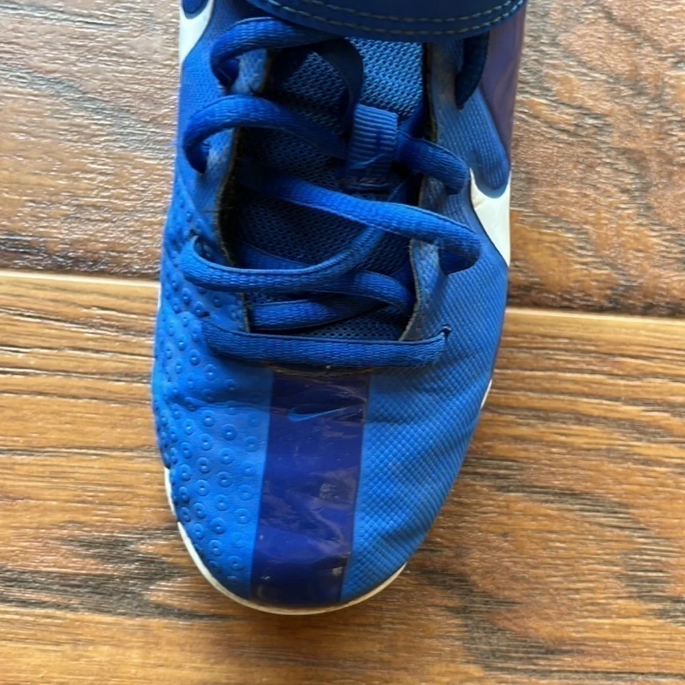 Nike cleats size