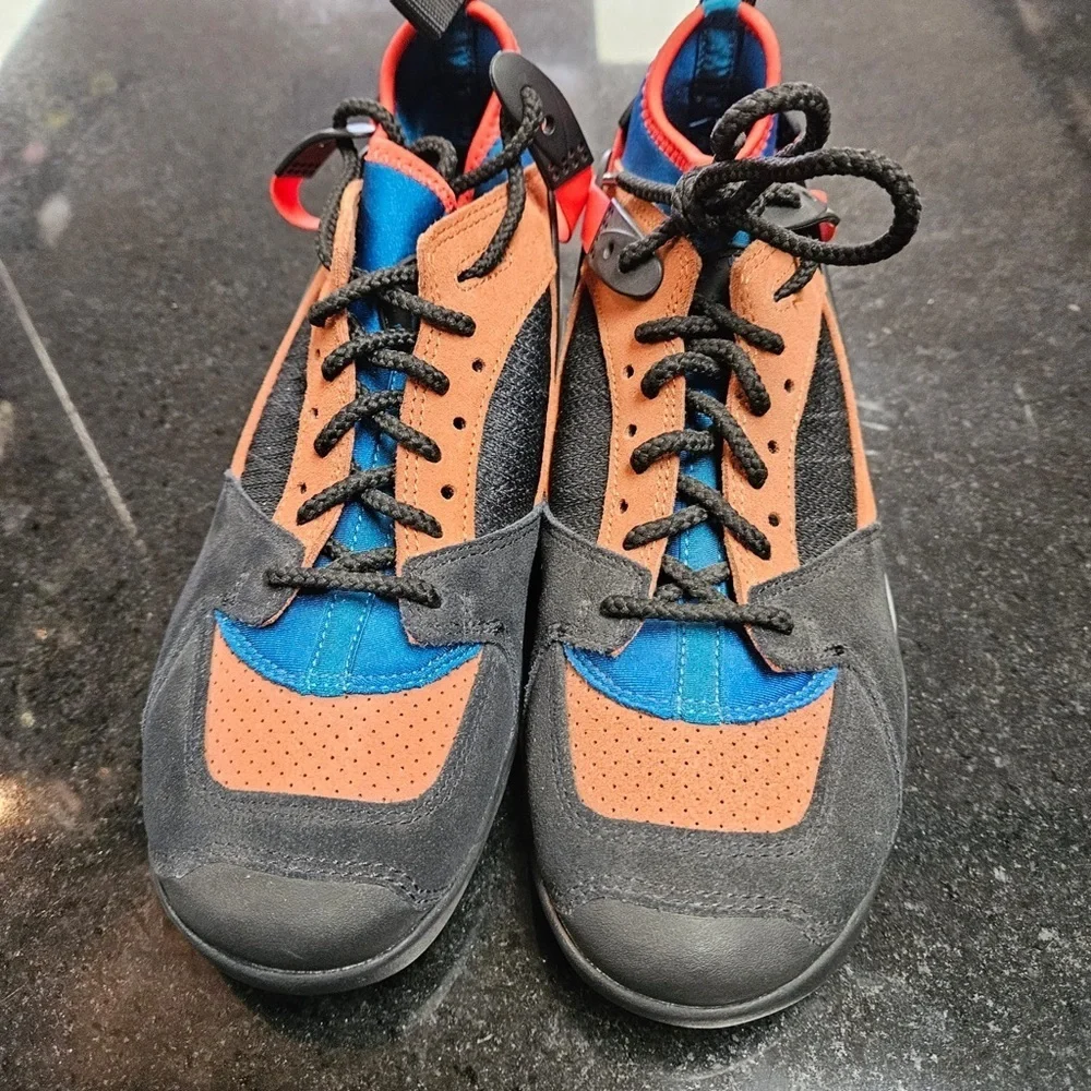 Nike sz huaraches