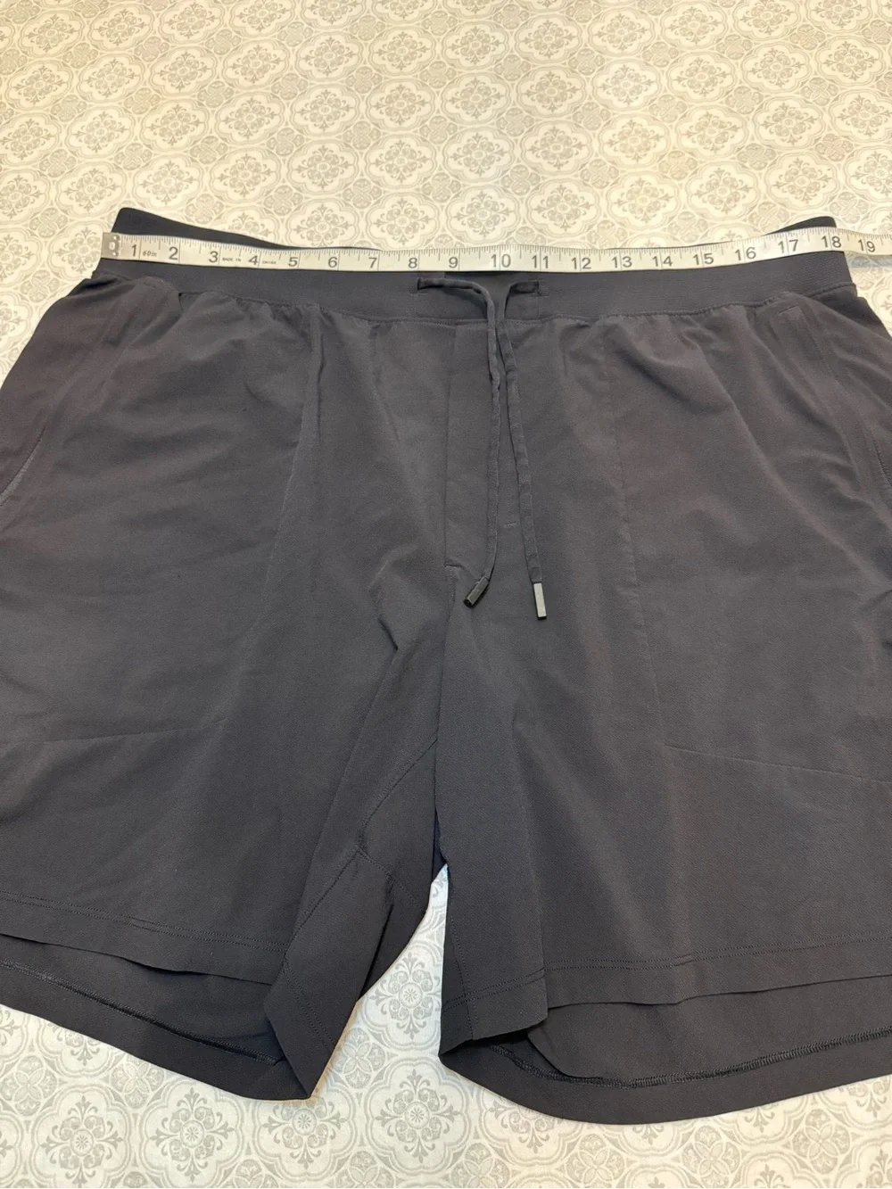 lululemon athletica men account