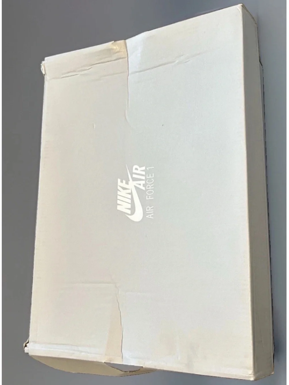 Nike all toe white