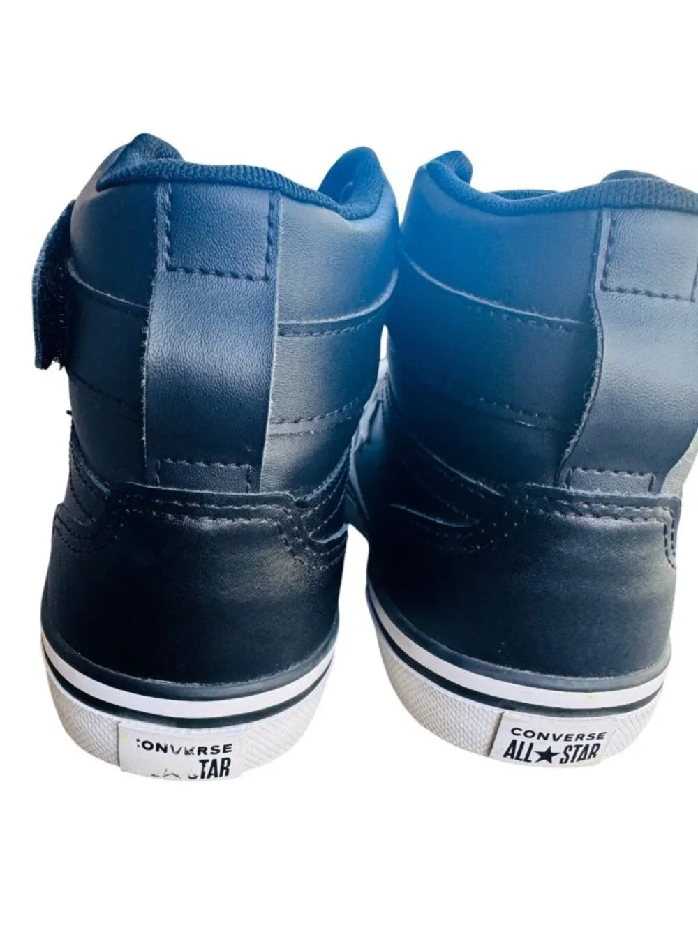 Converse these kids