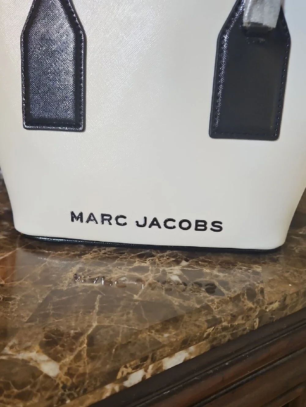Marc Jacobs structured white