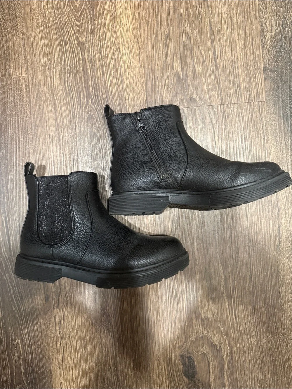 Cat & Jack sturdy traction