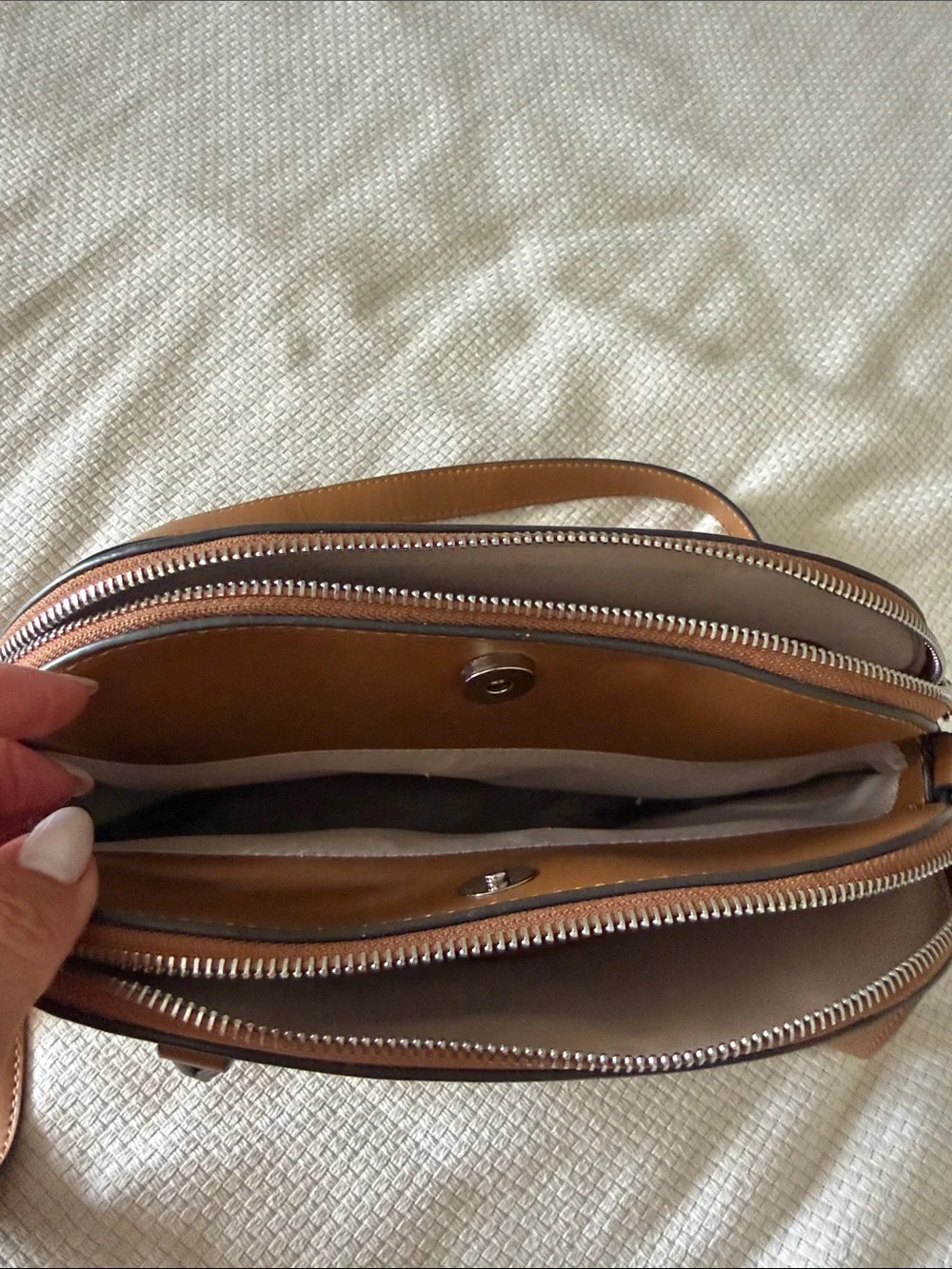 Nine West compact structured