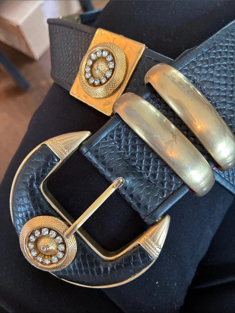 Vintage belt textured