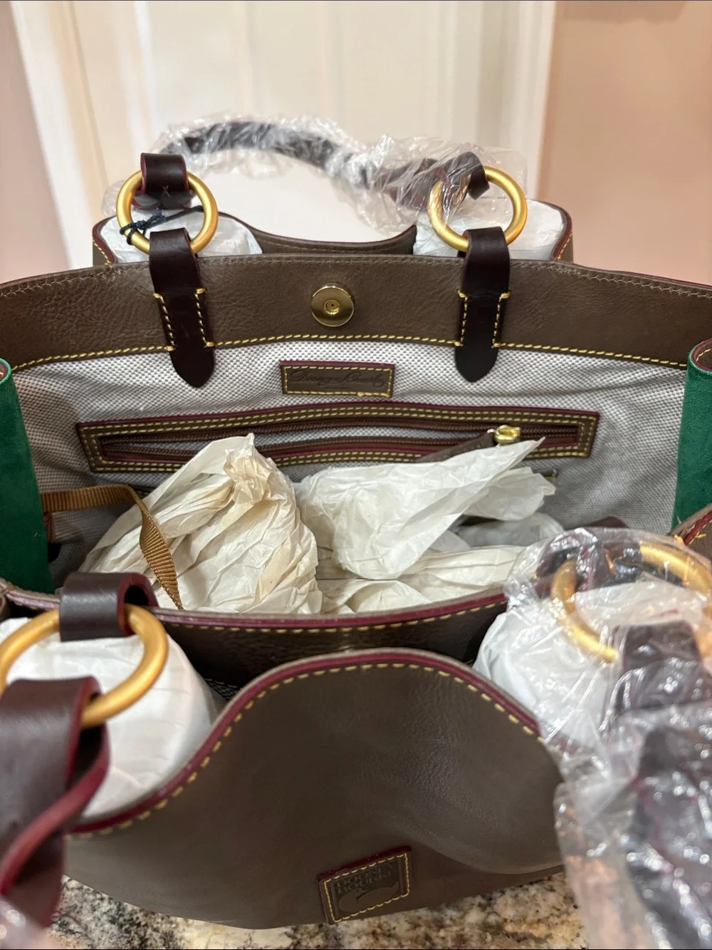 NWT Dooney & Bourke Florentine Leather Large Zip Barlow Satchel in Elephant
