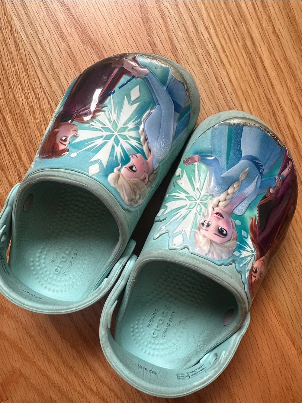 CROCS light aqua