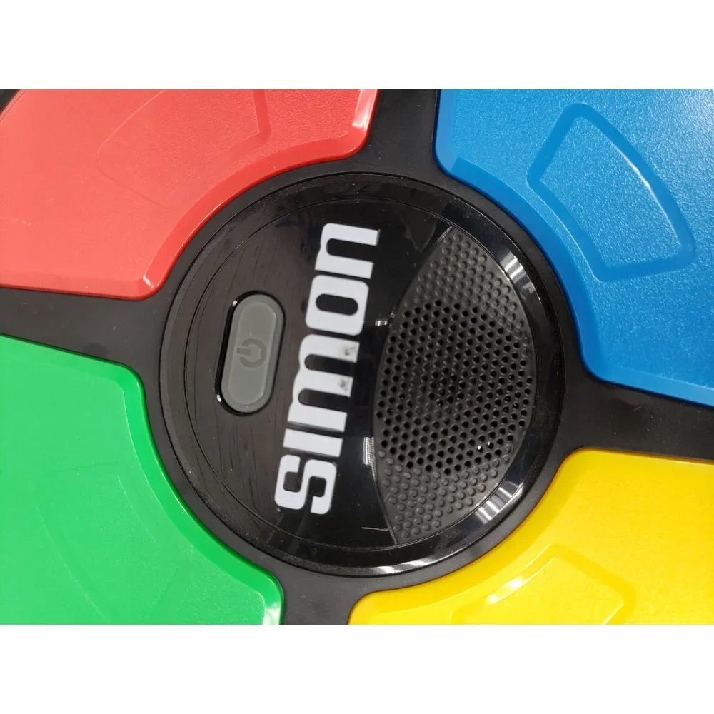 Hasbro 2015 simon