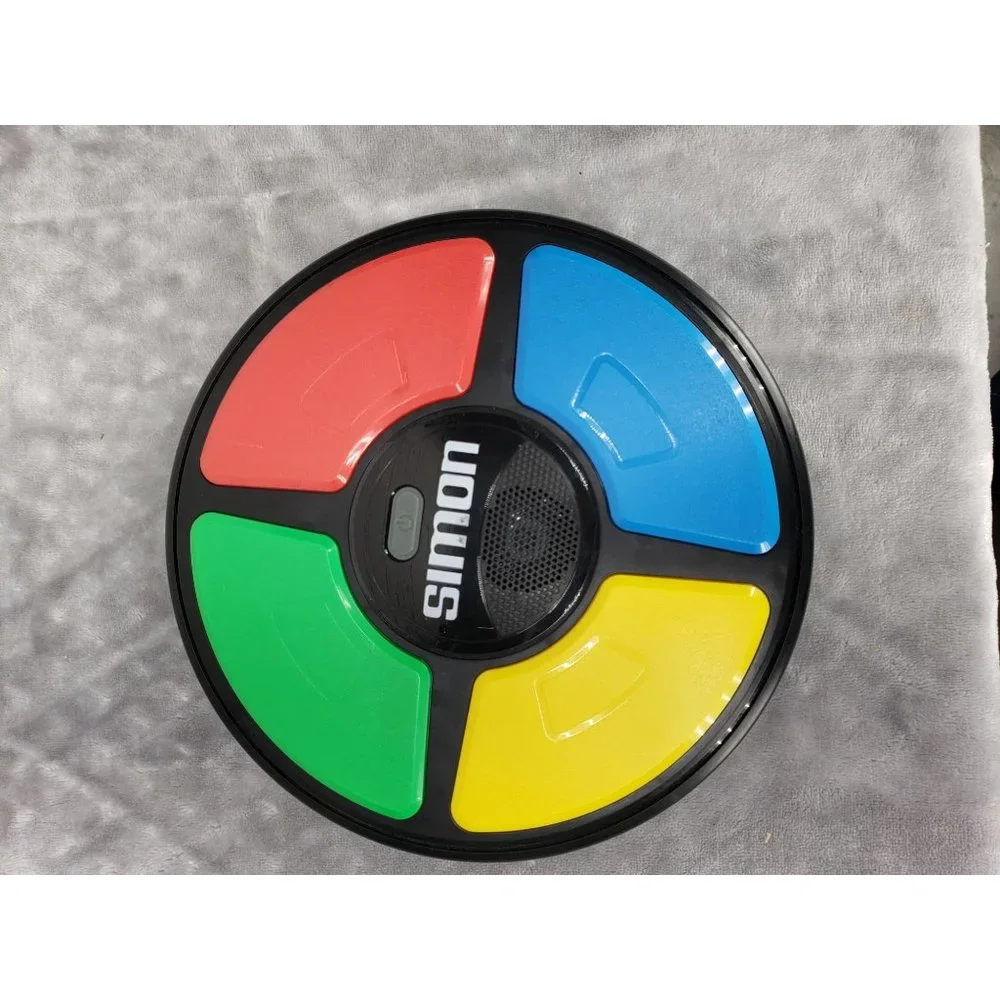 Hasbro 2015 simon