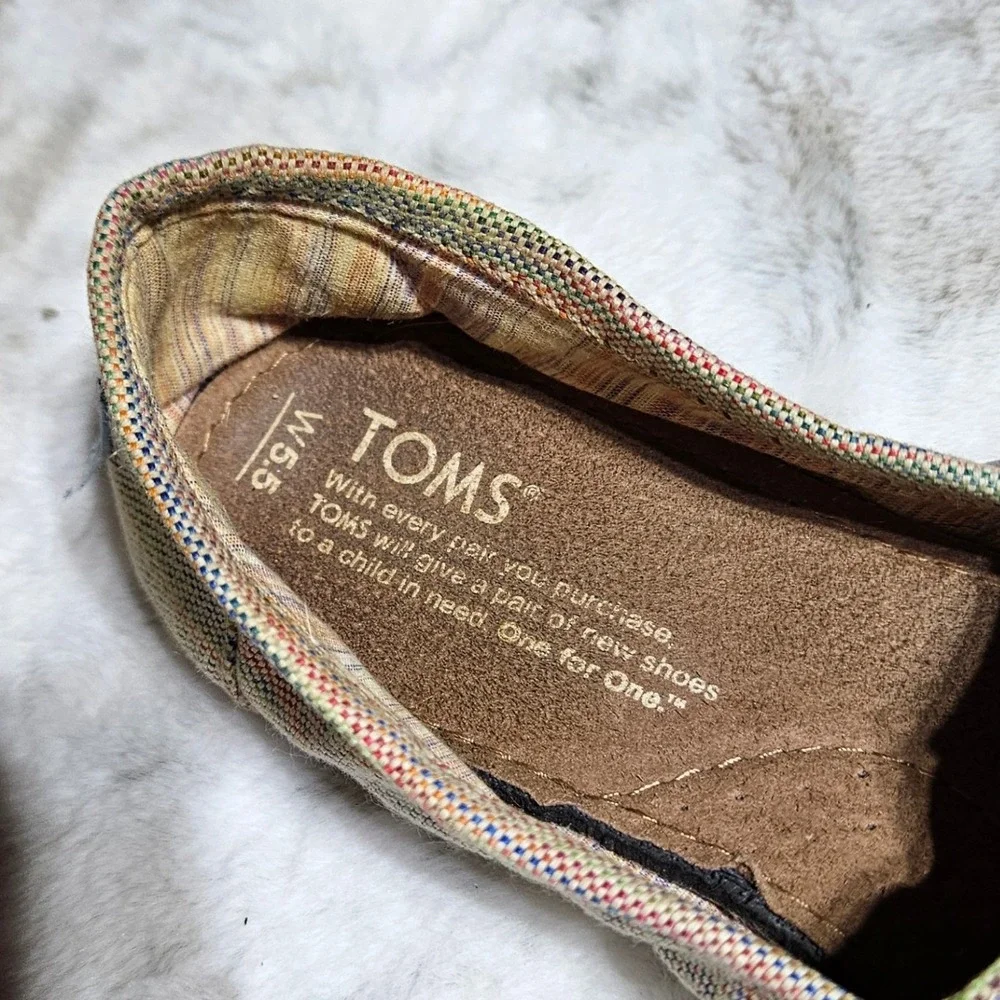 Toms brand size