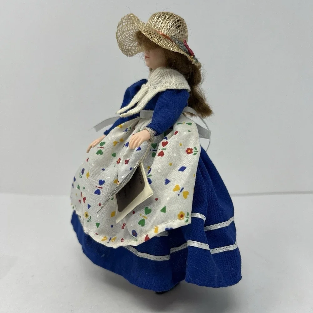 Peggy Nisbet add charming