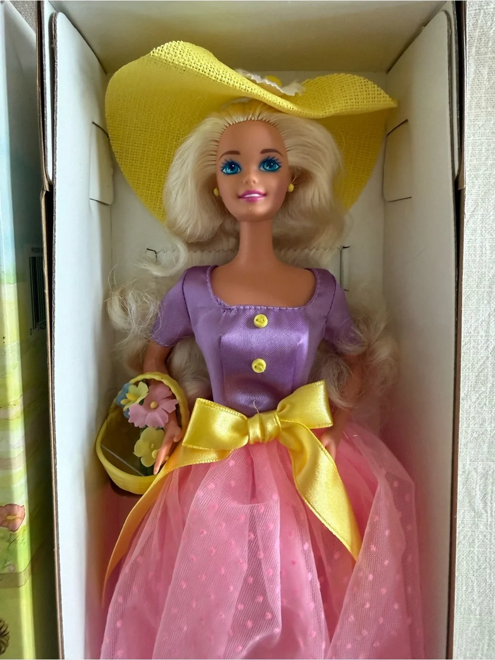 Barbie bring little
