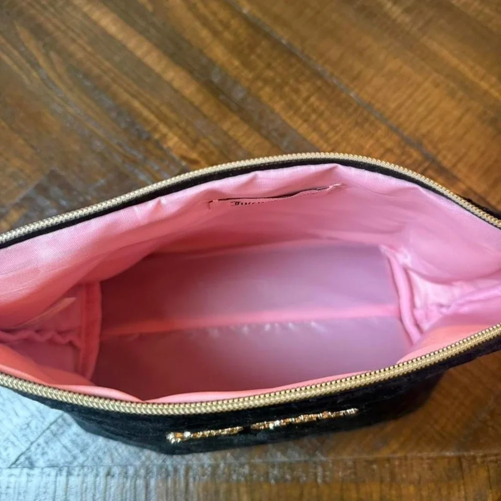 Juicy Couture Black‎ Velvet Makeup Bag Y2K Gold Logo Pink Lining