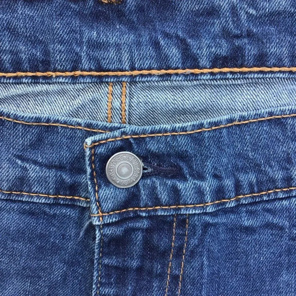Levis classic blue