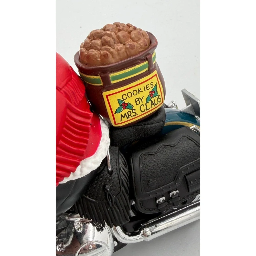 Harley-Davidson Mrs Claus Queen of the Highway Ornament 1999 FLSTS Teal‎
